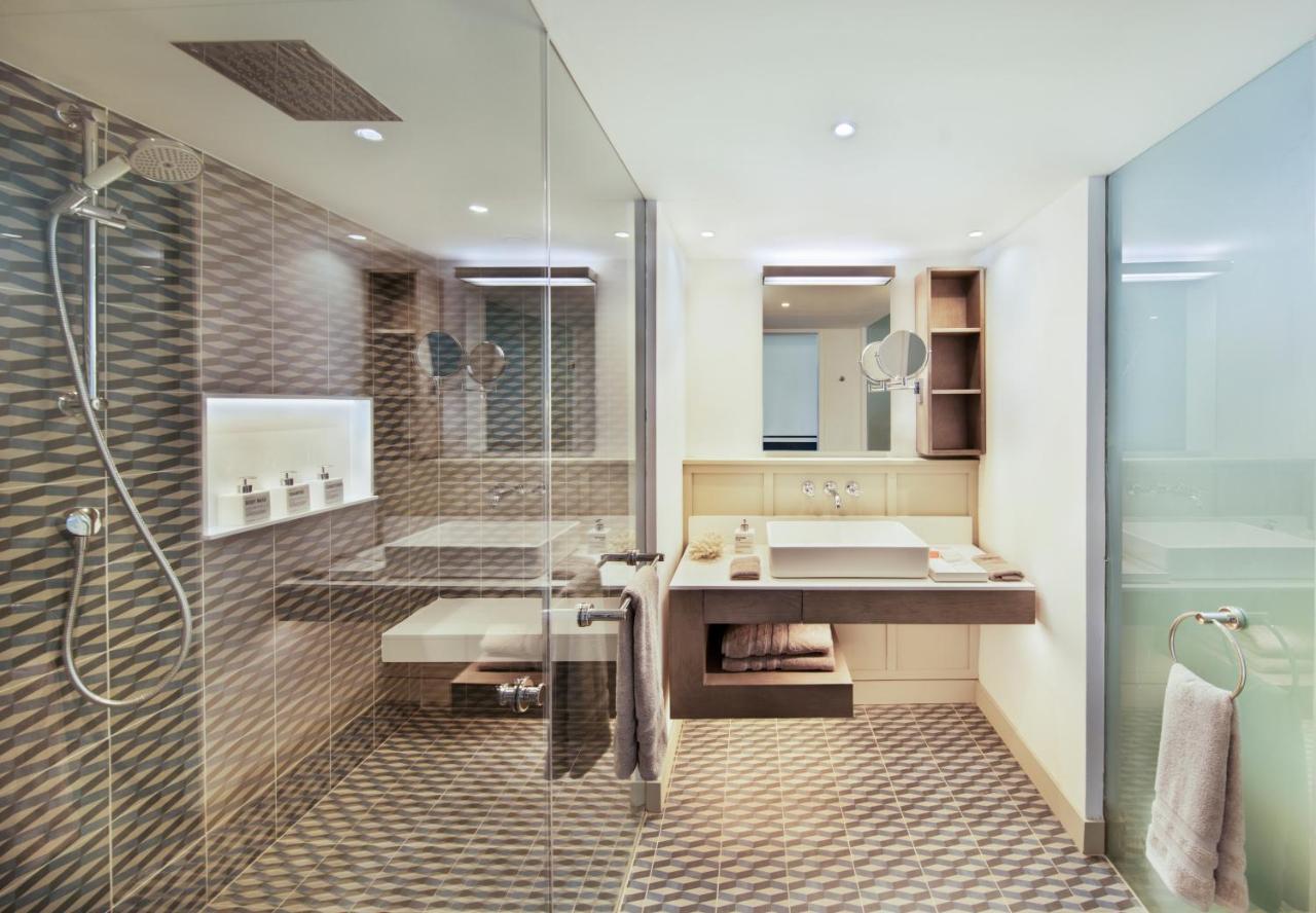 Lux* Grand Gaube Resort & Villas Экстерьер фото Bathroom