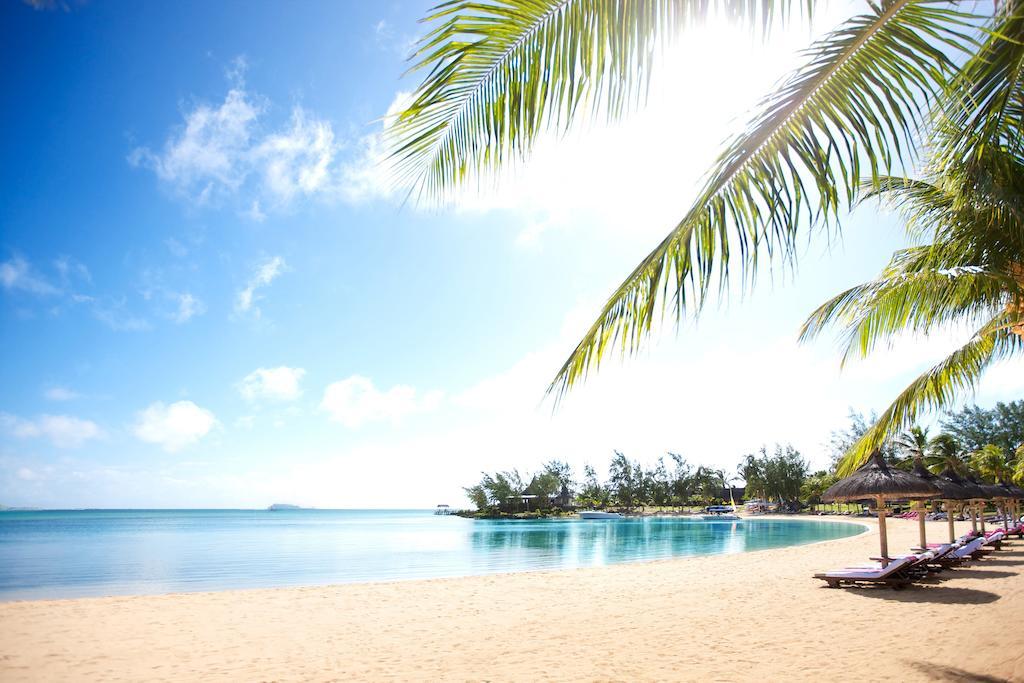 Lux* Grand Gaube Resort & Villas Экстерьер фото Beach at the Sheraton Resort