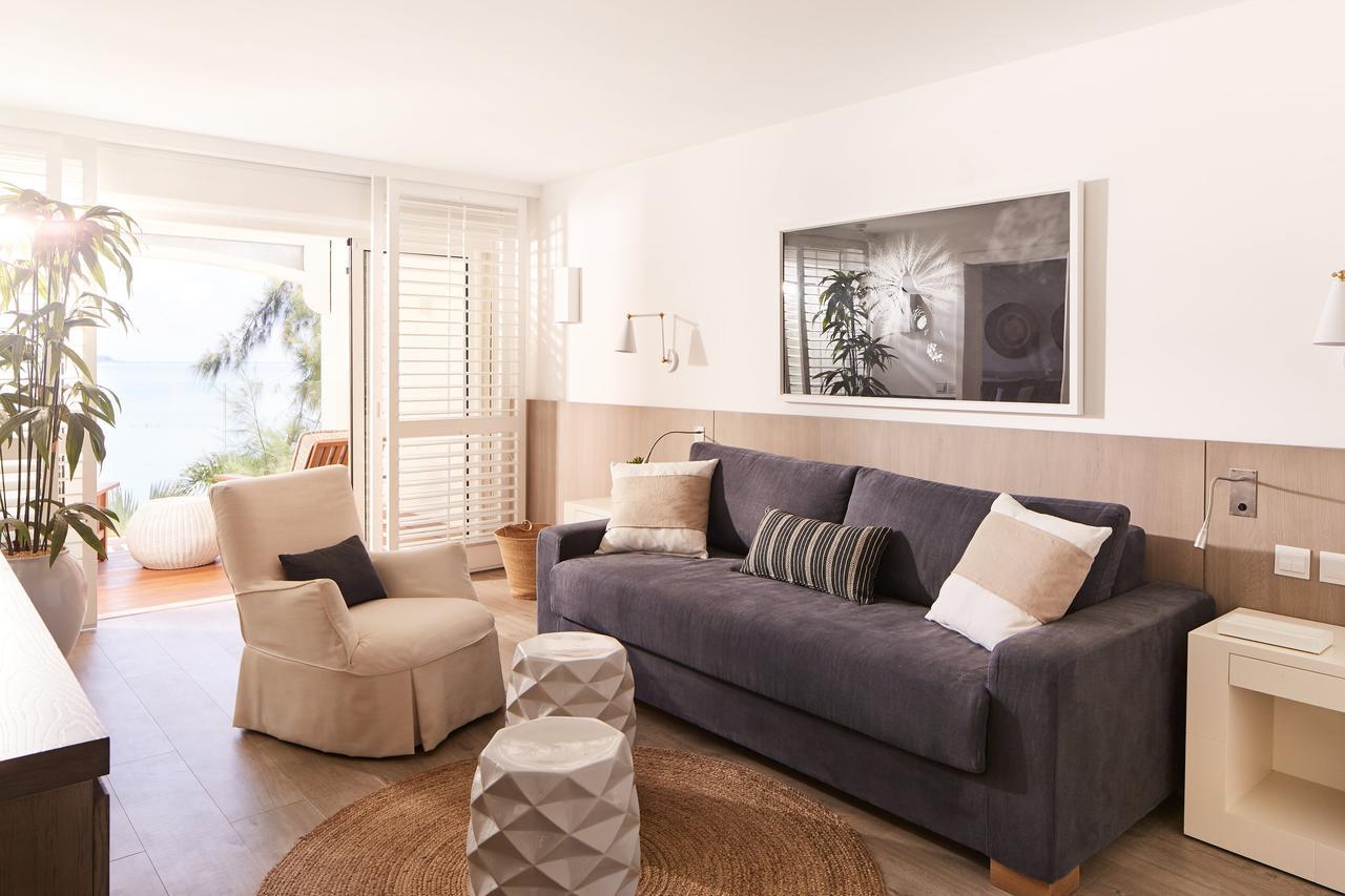 Lux* Grand Gaube Resort & Villas Экстерьер фото A living room